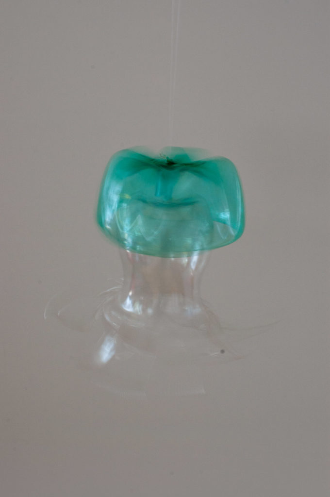 Medusen Kunstobjekte und Kunststoff – Upcycling